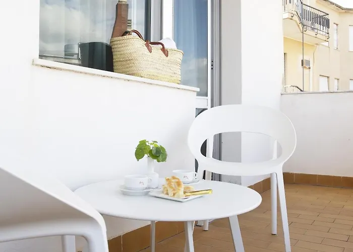 Iva 3* 迪亚诺马里纳