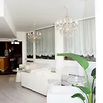 Iva Hotel 3*