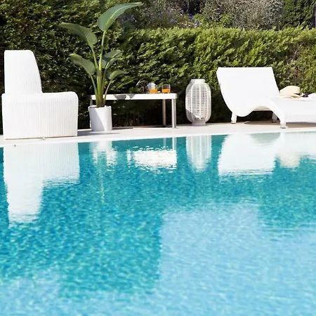 Iva Hotel