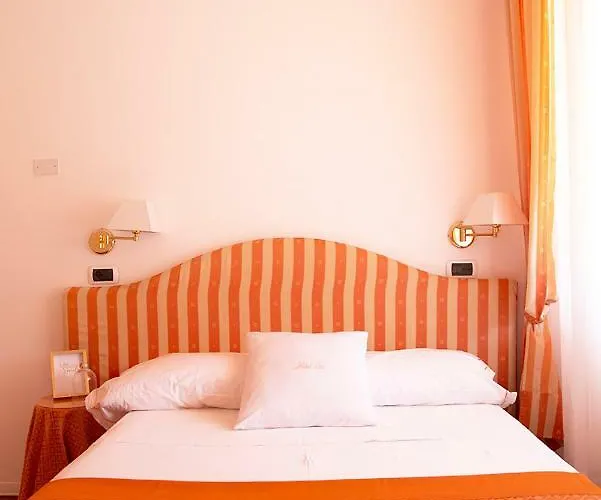 Iva Hotell Diano Marina